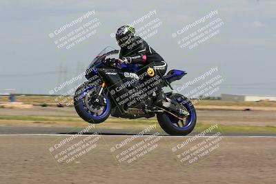 media/Sep-10-2023-Pacific Track Time (Sun) [[44210541ad]]/Group B/1220pm (Wheelie Bump)/